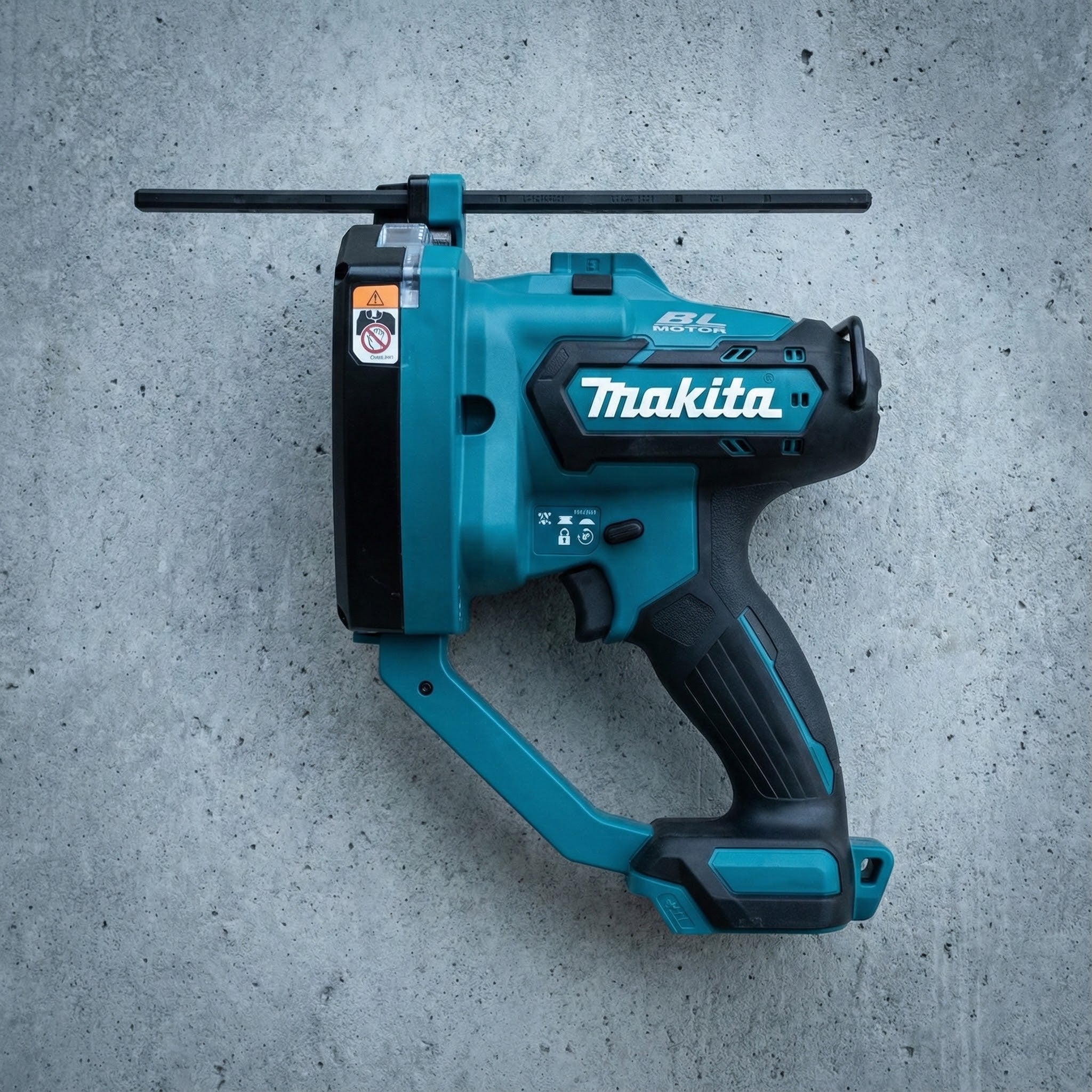 Makita Cordless Threaded Rod Cutter | M10 Capacity | No Sparks – Rarely