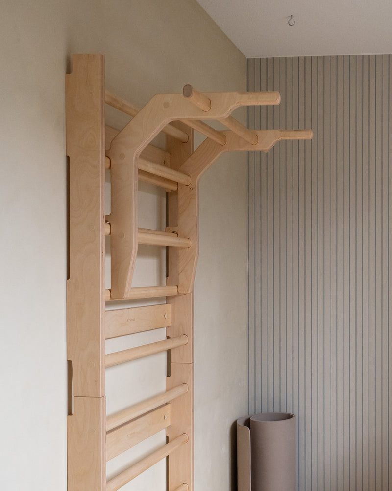 OKSA Pull-Up Bar & Dip Station | Birch Plywood | 150 kg Capacity