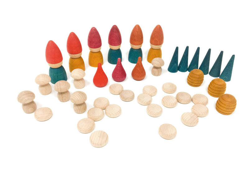Grapat Nins Tomten play set with figures, coins, cones, mushrooms, and honeycombs