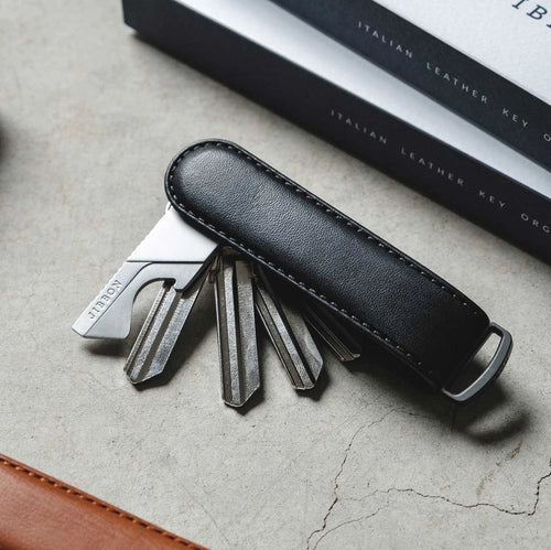 Jaber leather key organizer in black