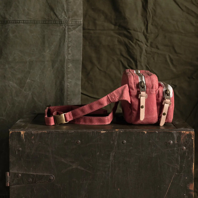 Pointer Crossbody Bag — Dusty Red