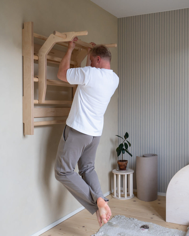 OKSA Pull-Up Bar & Dip Station | Birch Plywood | 150 kg Capacity