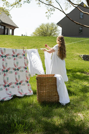 Handwoven Seagrass Hamper | 24" x 19" x 13" | Amish Made