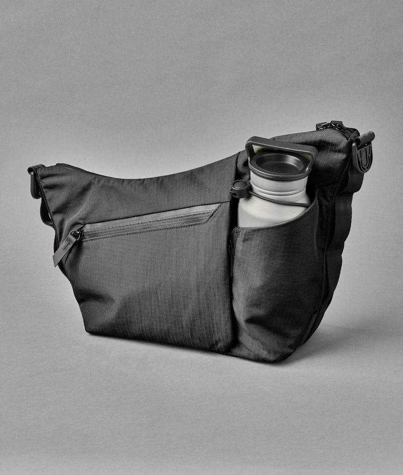 Flow Satchel | 4L | Expandable Bottle Sleeve | YKK AquaGuard Zippers