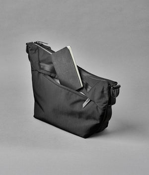 Flow Satchel | 4L | Expandable Bottle Sleeve | YKK AquaGuard Zippers