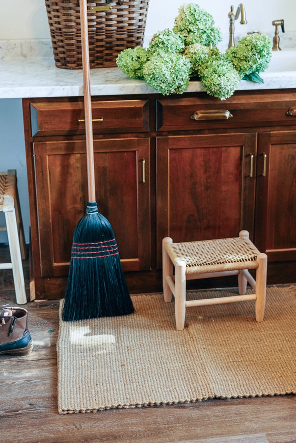 Sweeping in motion — the broom at work