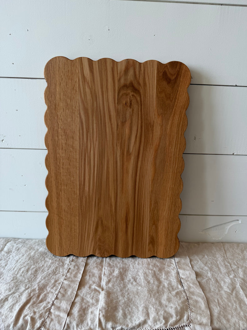 Heritage Scallop Board - White Oak