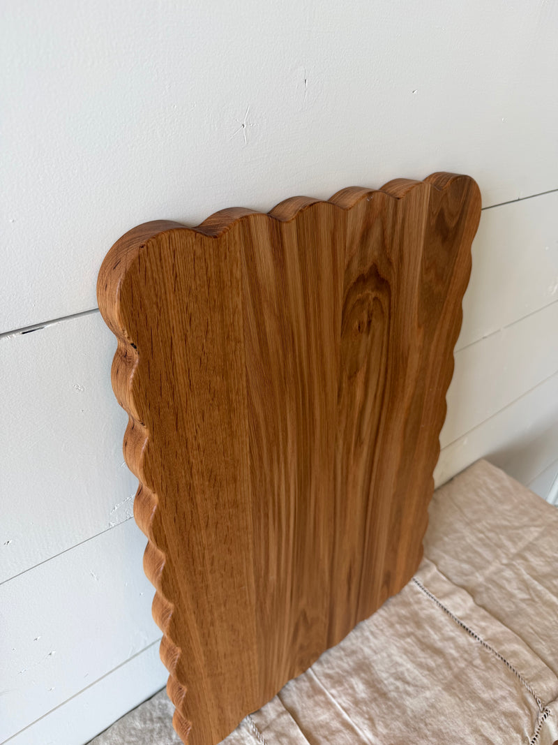 Heritage Scallop Board - White Oak