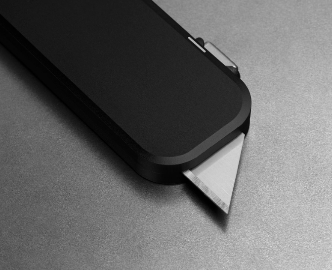The Palmer Utility Knife | Aluminum or Recycled PCTG | Tool-Free Blade Changes