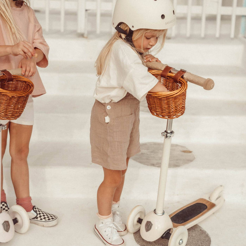 Banwood Scooter Vintage — Cream | 3-Wheel | Oak Deck | Ages 3+