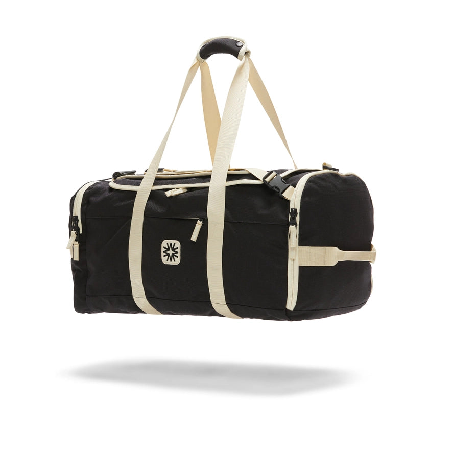 Valley Duffel Bag side product view