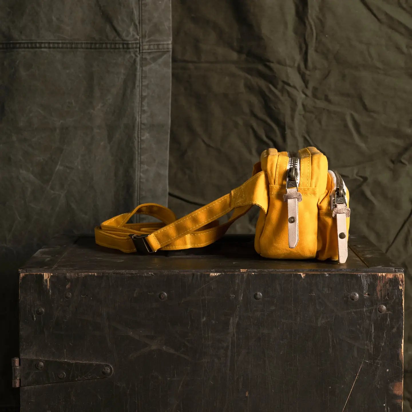 Pointer Crossbody Bag - Liferaft Yellow
