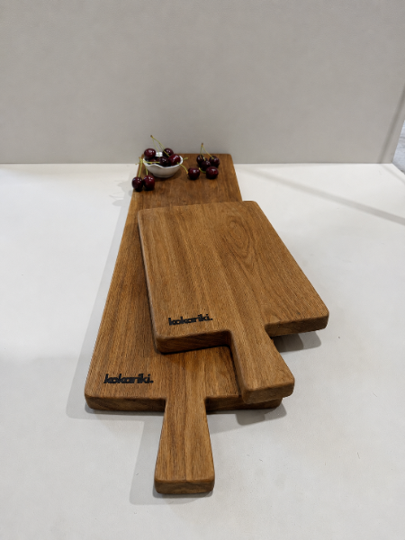 The Plank Serving Board in white oak — view 4