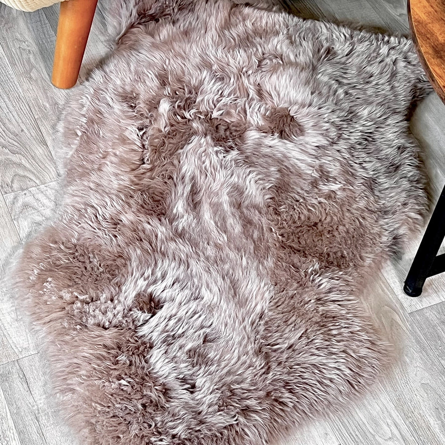 Rodeo Genuine Sheepskin Rug – Premium Shearling Decor