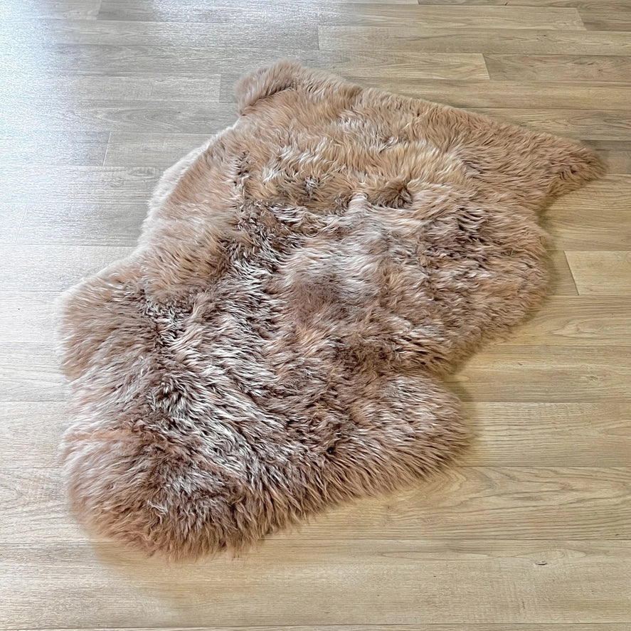Rodeo Genuine Sheepskin Rug – Premium Shearling Decor