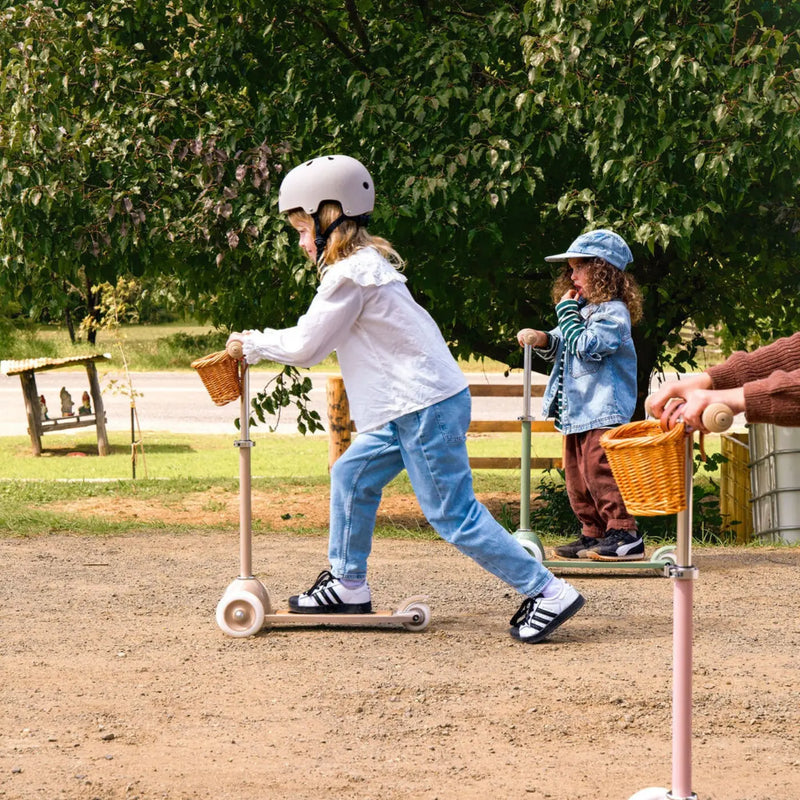 Banwood Scooter Vintage — Cream | 3-Wheel | Oak Deck | Ages 3+ — Beige