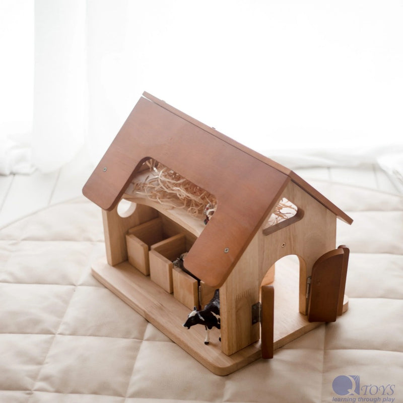 Wooden Horse Stable | Rubber Wood | 6 Stalls