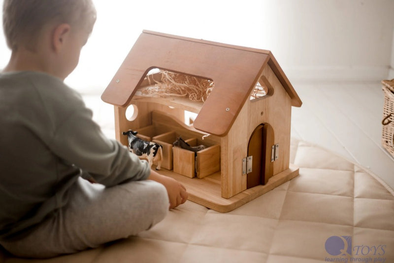 Wooden Horse Stable | Rubber Wood | 6 Stalls