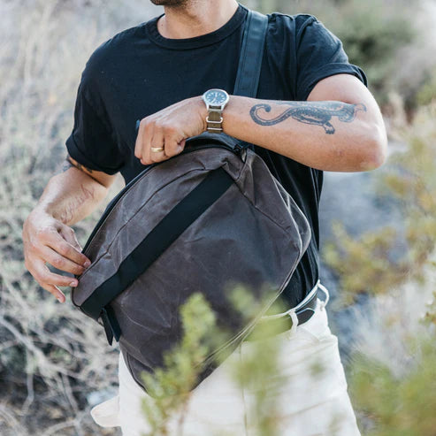 Canyon Crossbody Large carried outdoors