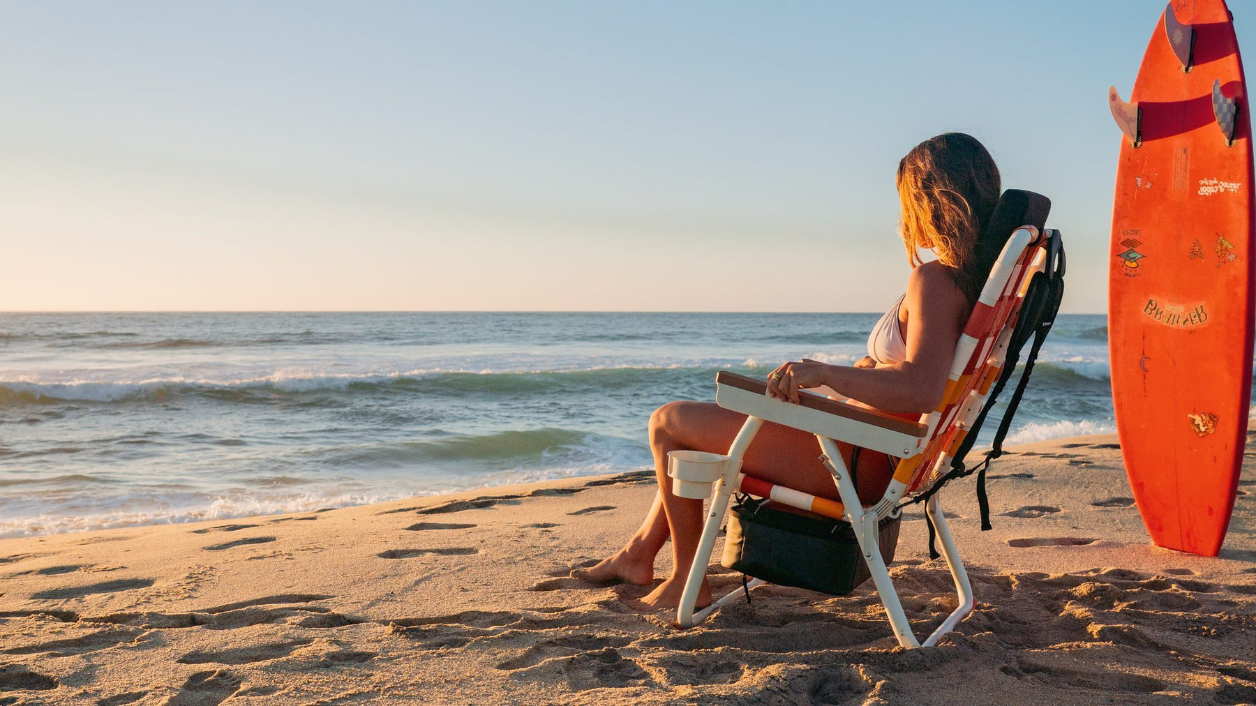 PARKIT Voyager backpack chair in Sunkissed